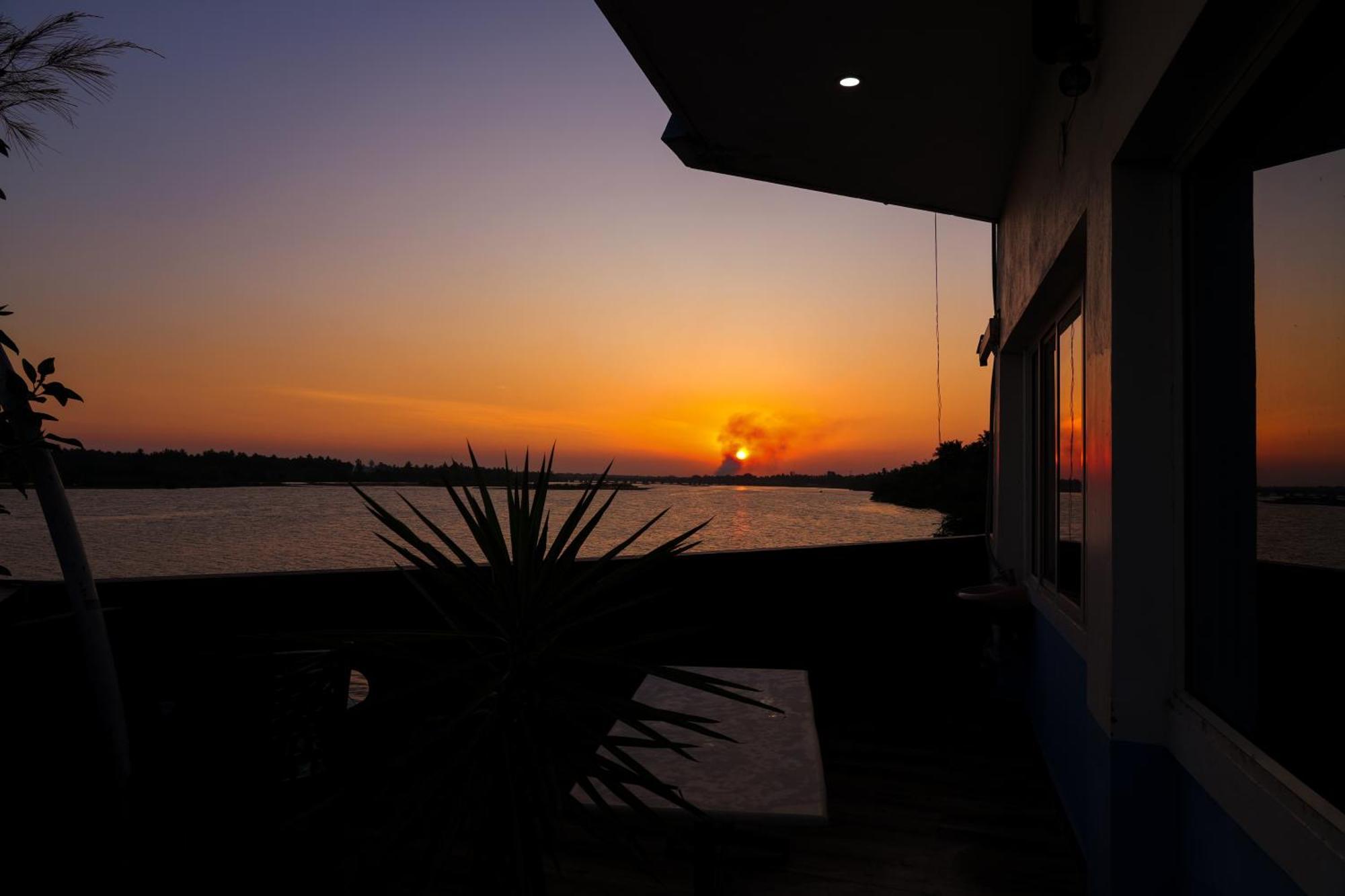 Victoria'S River View Resort Puduccseri Kültér fotó